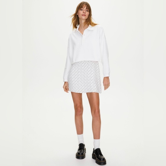 NWOT Aritzia Sunday Best Cropped Fleece Polo in White - Picture 2 of 6